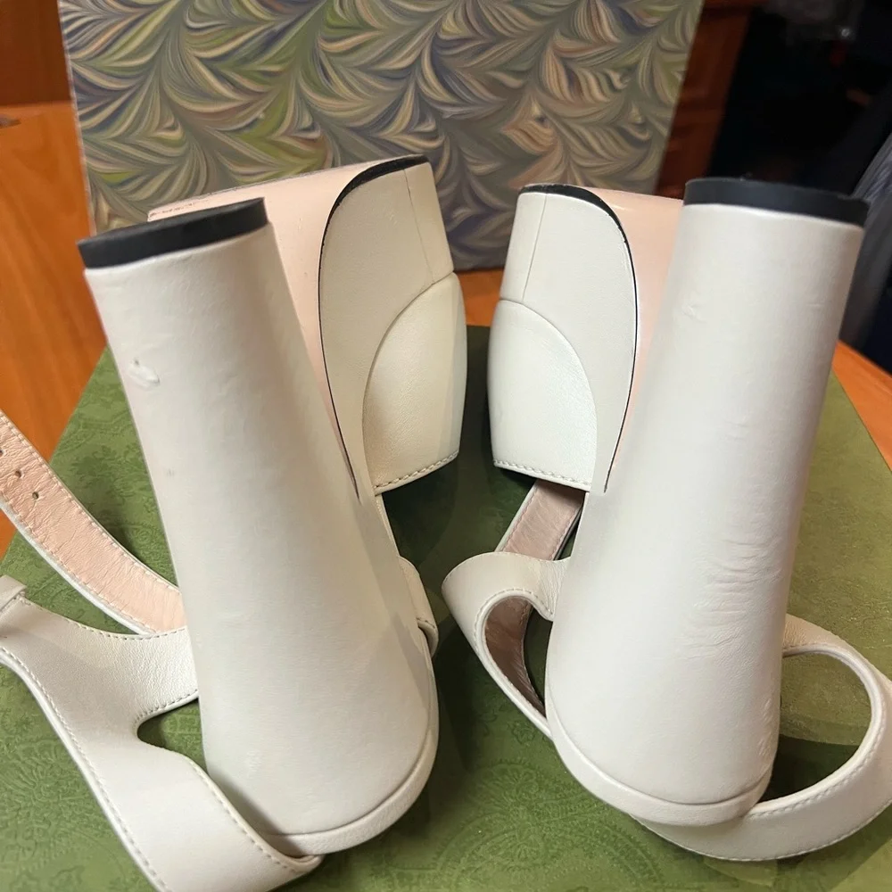 Gucci Horsebit White Platform Sandals with Gold Accents size 41 - Picture 6 of 8